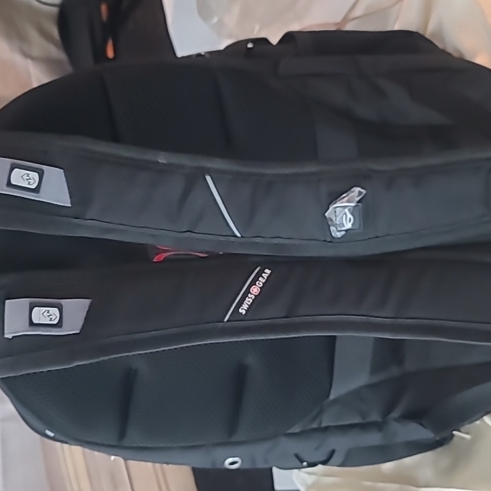 NWOT Swissgear  ScanSmart Black Backpack - Picture 6 of 9